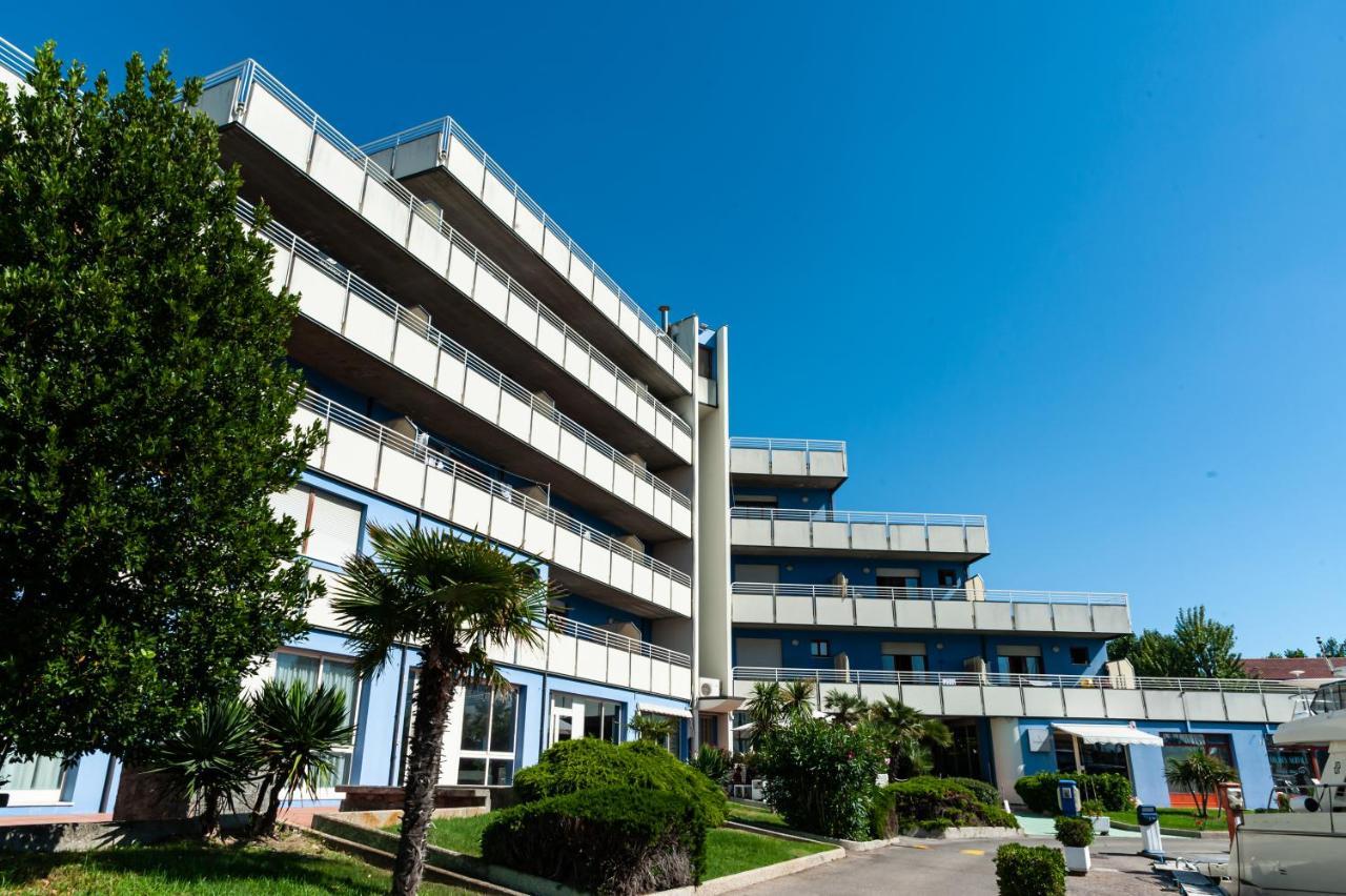 Onda Marina Residence Cesena Bagian luar foto